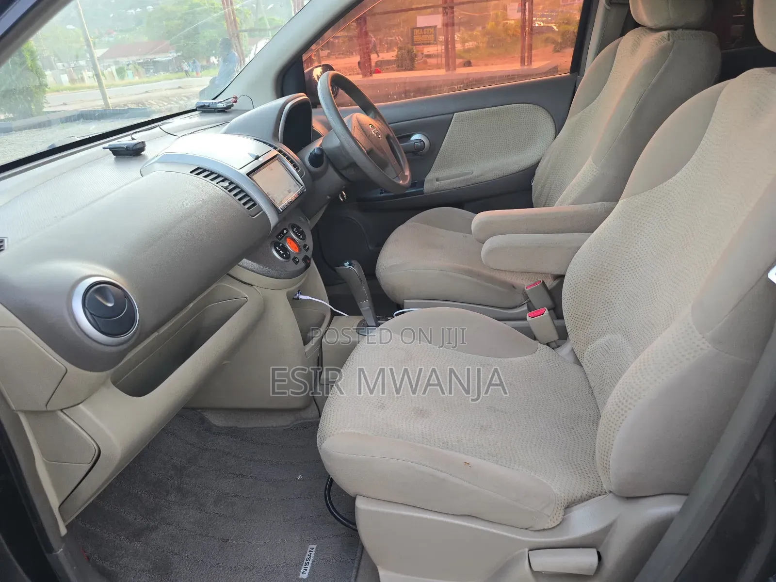 Nissan Note 2013 Maroon