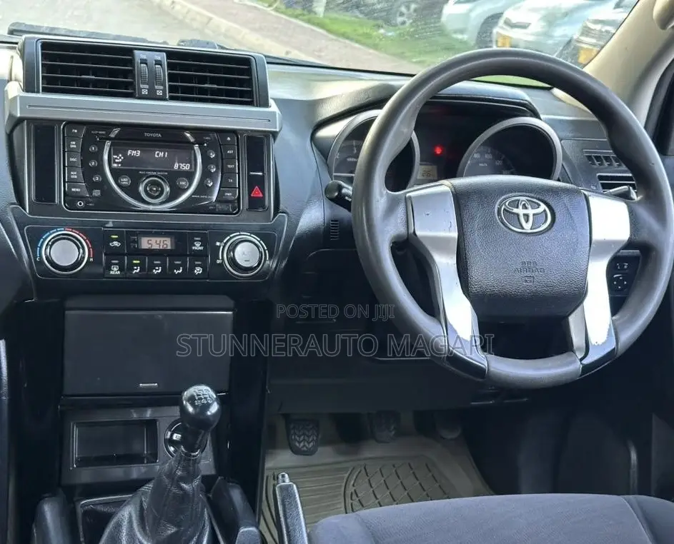 Toyota Land Cruiser Prado 2014 Gray