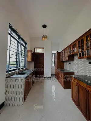 4bdrm House in Goba for sale