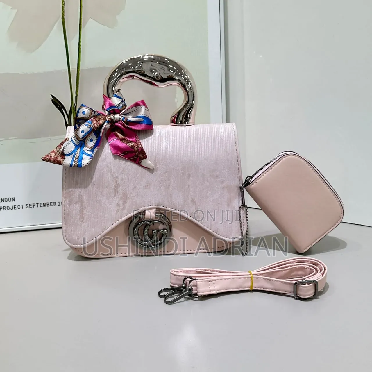 Luxury Mini Bags/Mikoba Midogo Ya Kisasa Yenye Mvuto Kwa Wadada