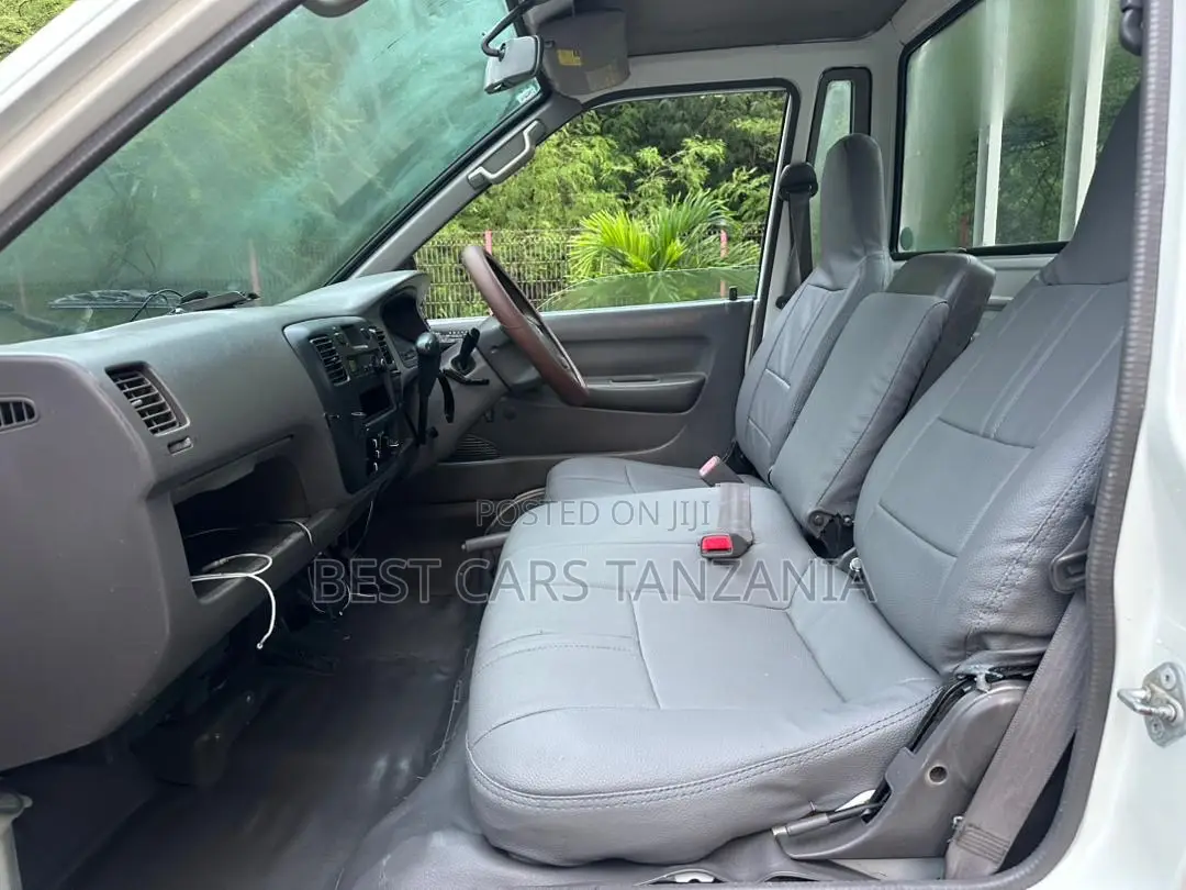 Toyota TownAce 2004 White