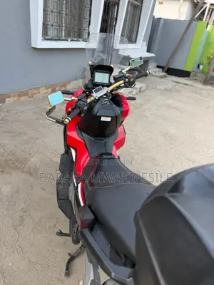Honda Steed 2022 Red