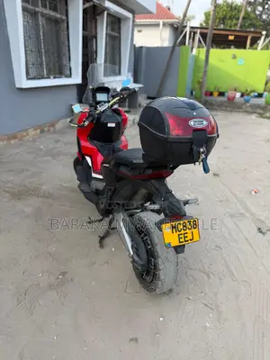 Honda Steed 2022 Red