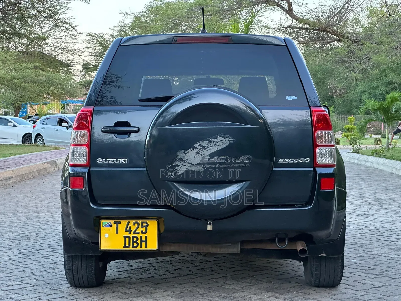 Suzuki Escudo 2009 Black