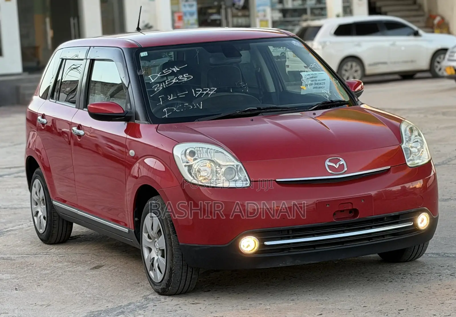 Mazda Verisa 2011 Red