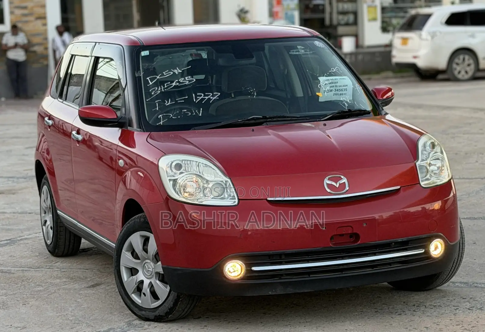 Mazda Verisa 2011 Red