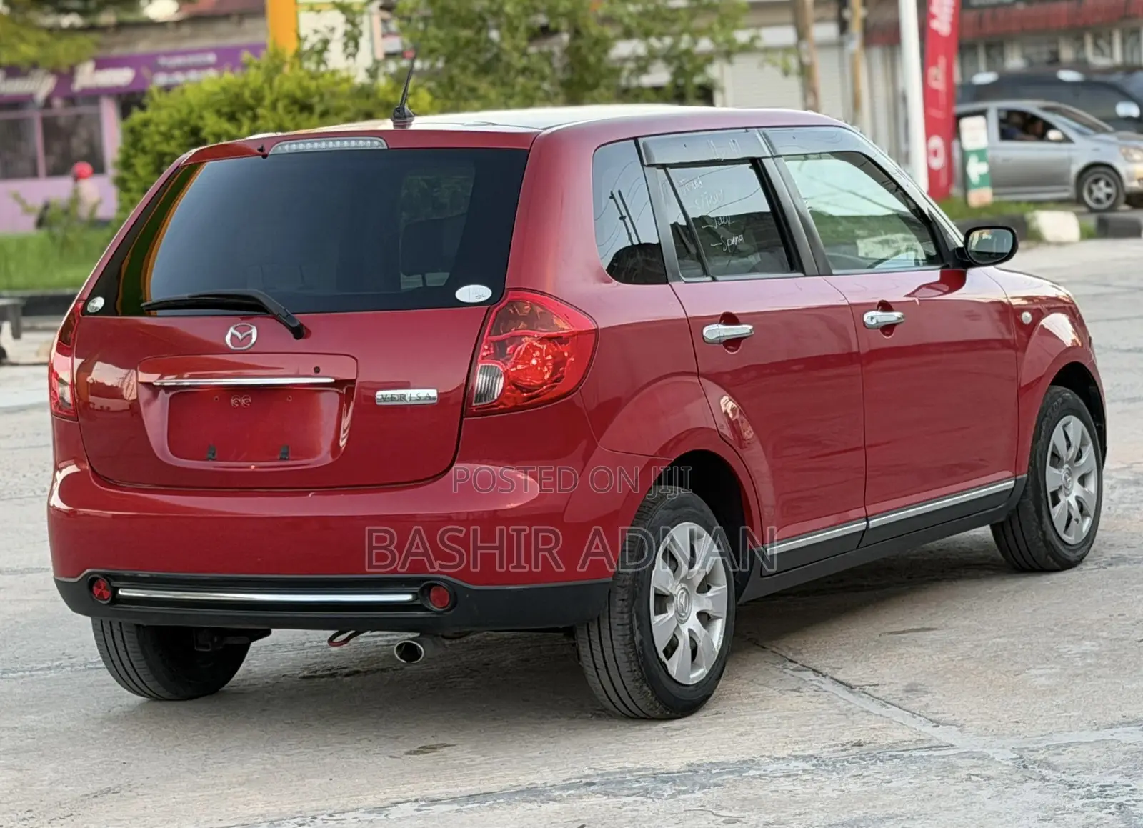 Mazda Verisa 2011 Red