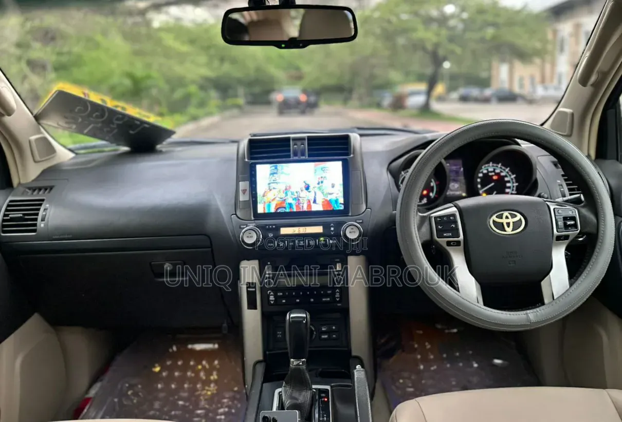 Toyota Land Cruiser Prado 2011 Beige