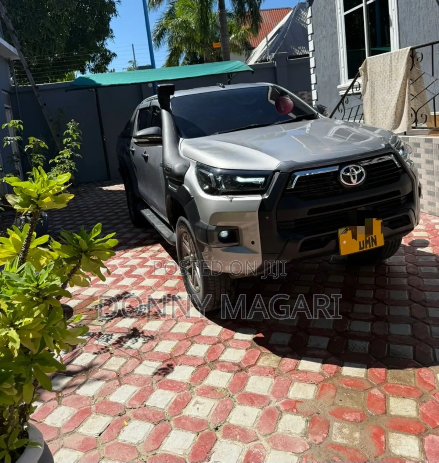 Toyota Hilux 2015 Gray