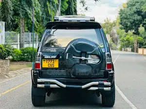 Toyota Land Cruiser Prado 2002 Green