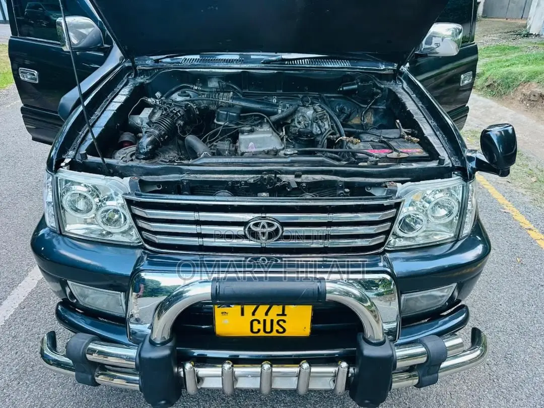Toyota Land Cruiser Prado 2002 Green