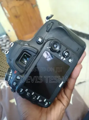 Nikon D610