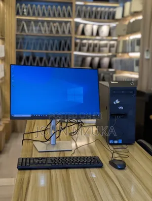 Desktop Computer Lenovo ThinkCentre 24 4GB Intel Core i7 HDD 500GB