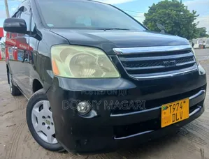 Toyota Noah 2006 Black