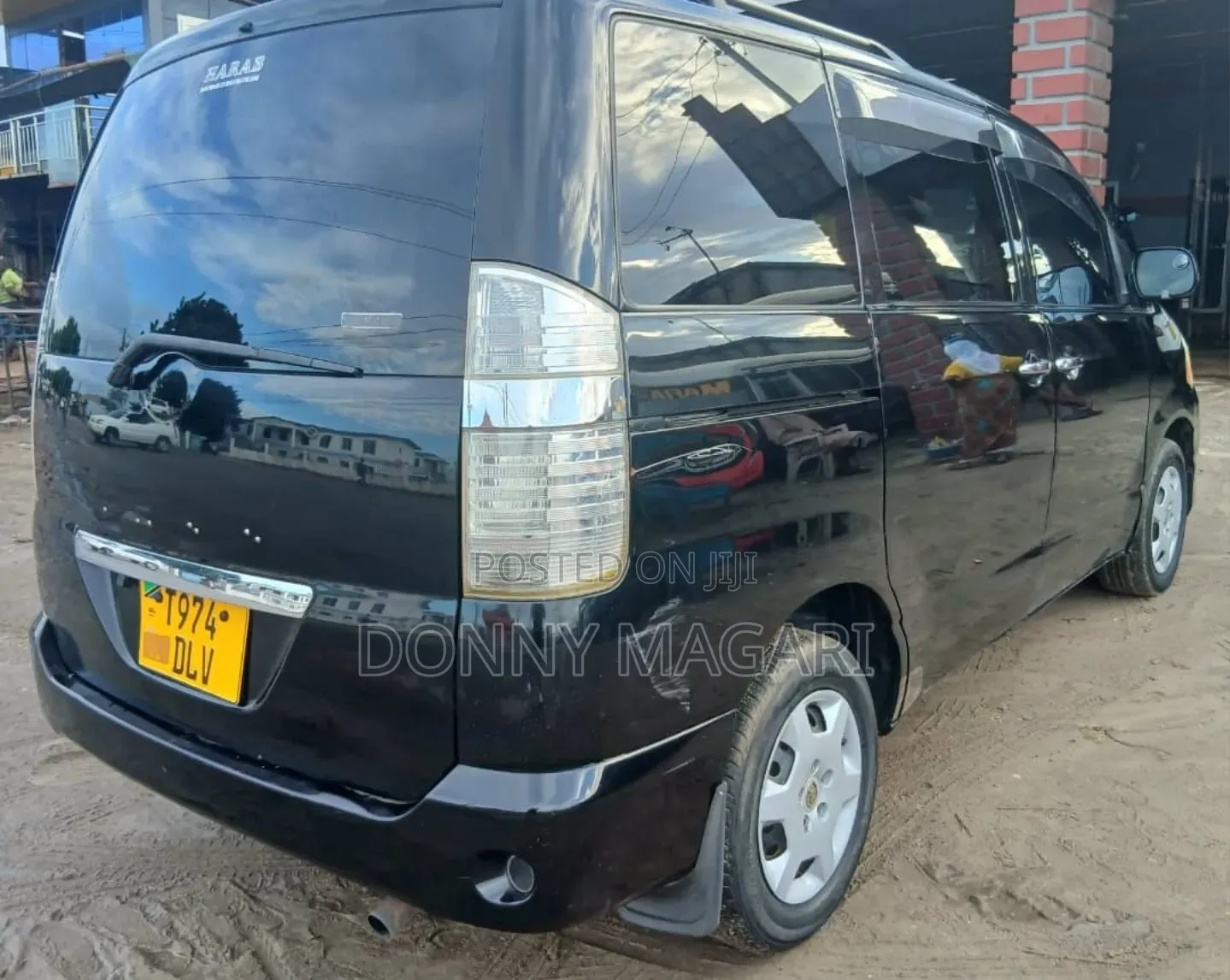 Toyota Noah 2006 Black