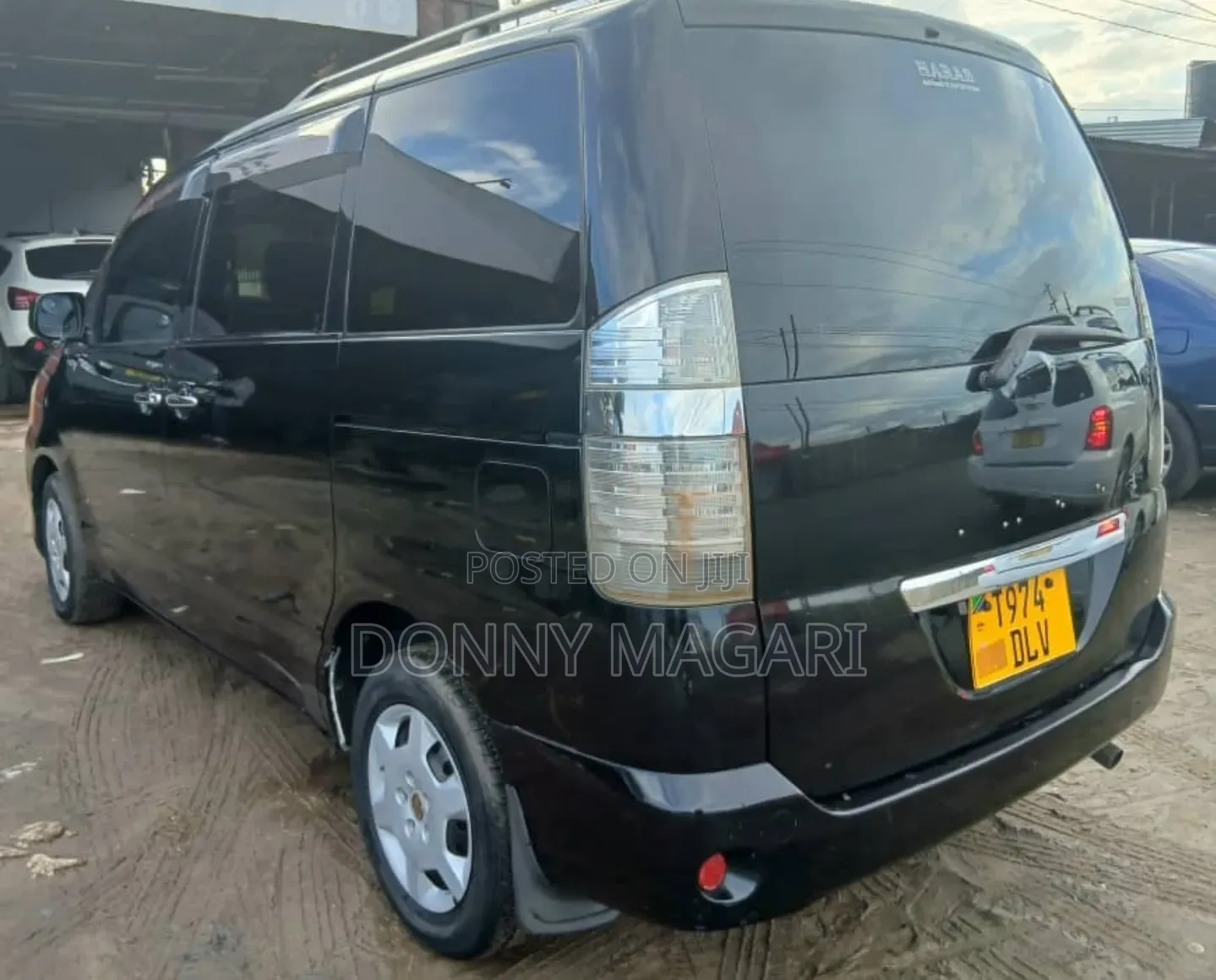 Toyota Noah 2006 Black