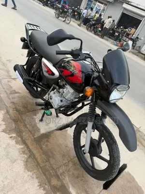Bajaj Boxer X125 2025 Black