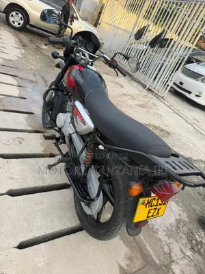 Bajaj Boxer X125 2025 Black