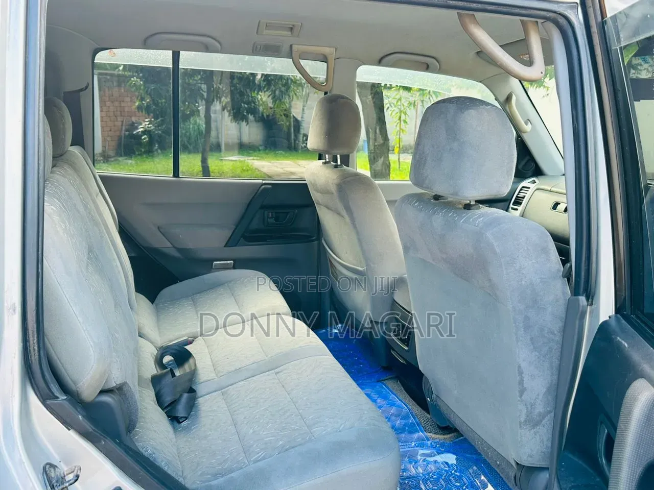 Mitsubishi Pajero 2001 Silver