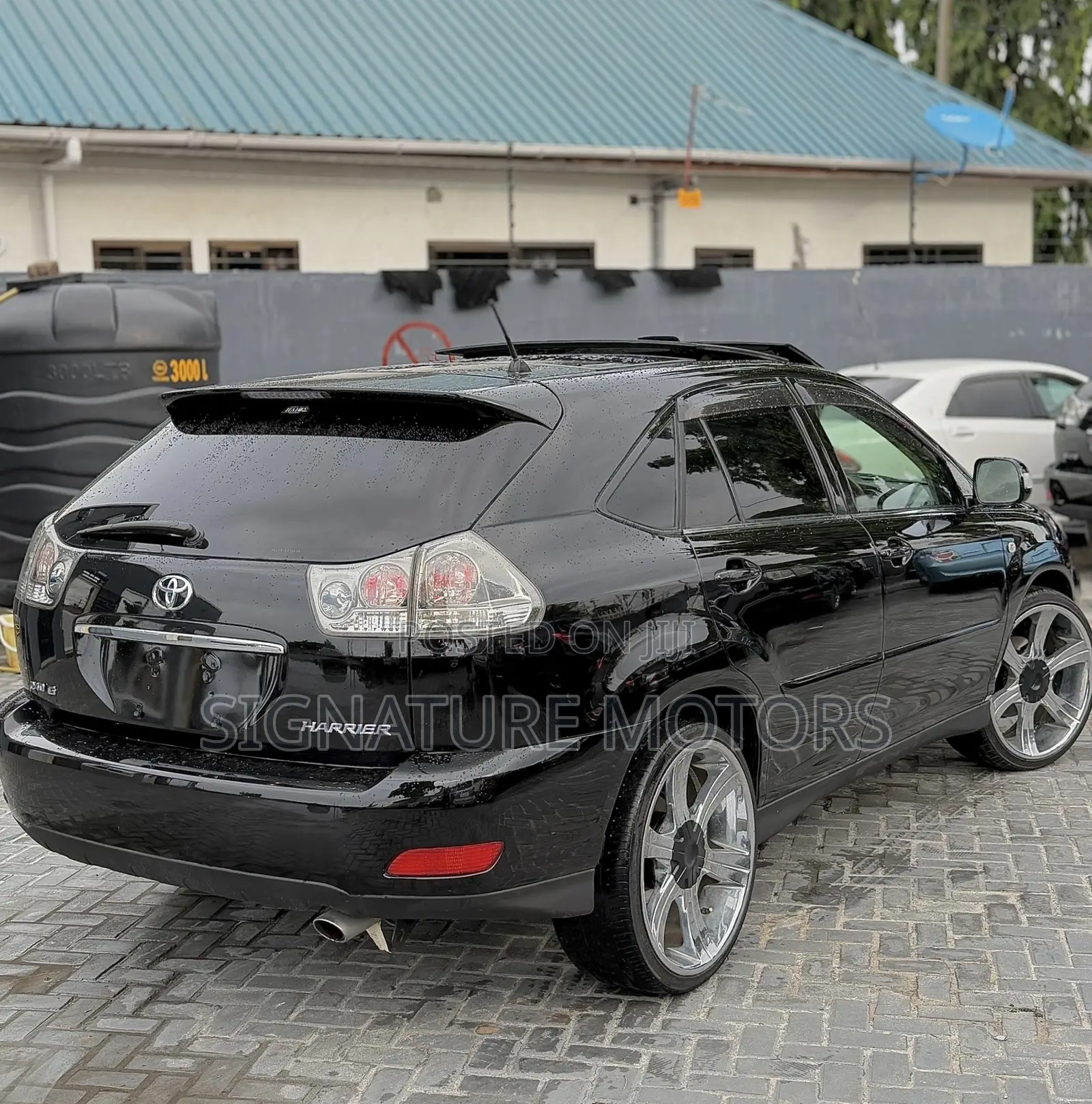 Toyota Harrier 2.4 2006 Black