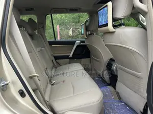 Toyota Land Cruiser Prado 3.0 TD 2011 Beige
