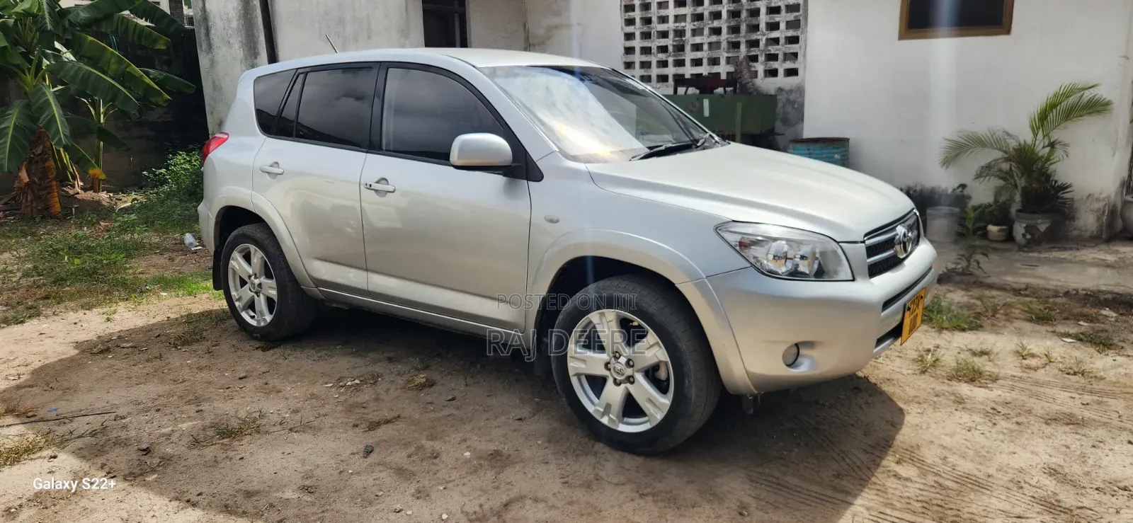 Toyota RAV4 2010 Silver