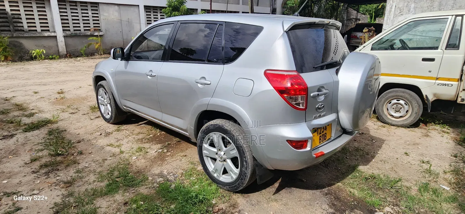 Toyota RAV4 2010 Silver