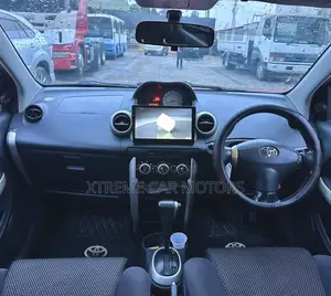 Toyota IST 2003 Silver