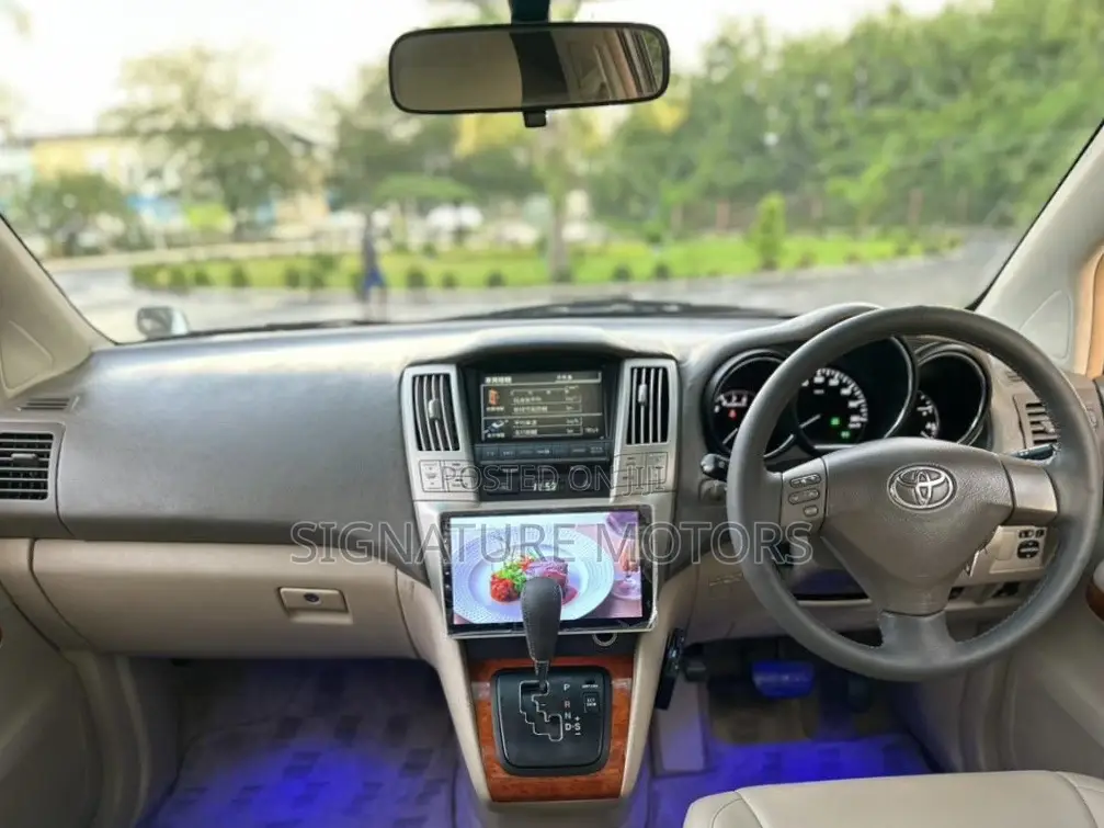 Toyota Harrier 2.4 2006 White