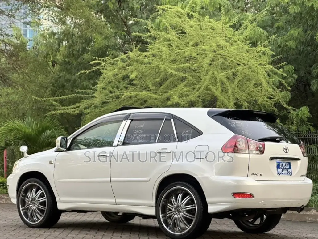Toyota Harrier 2.4 2006 White