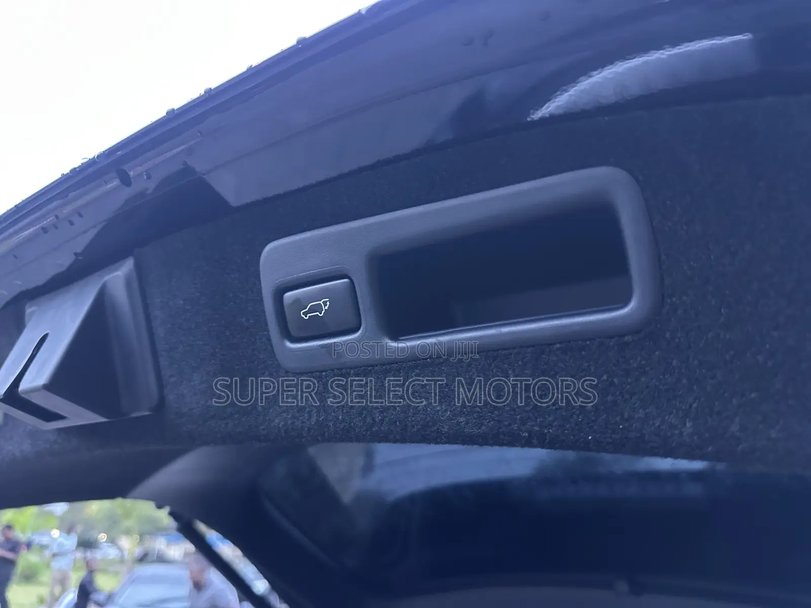 Toyota Harrier 2.0 2014 Black