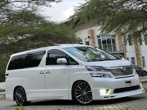 Toyota Alphard 2010 White