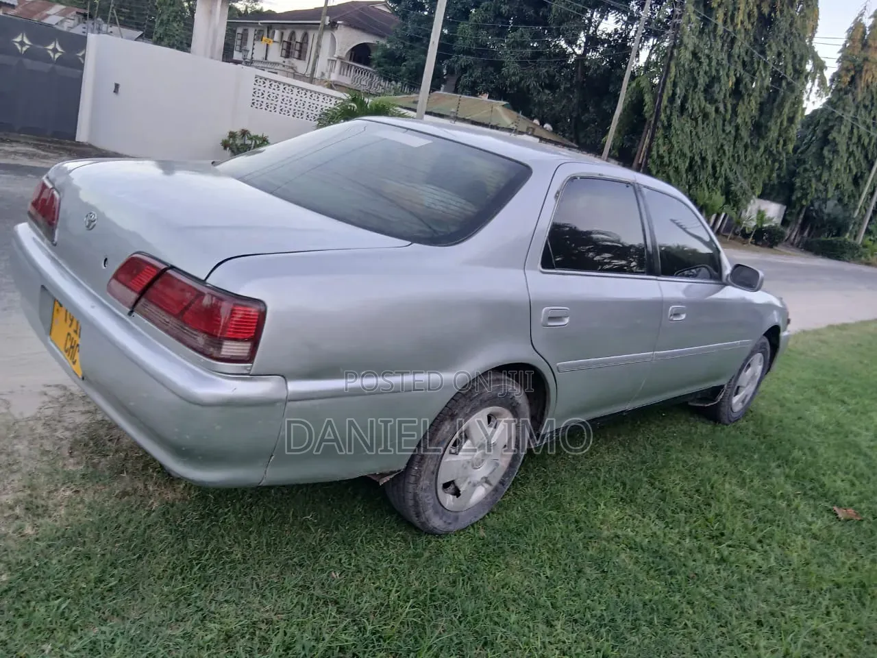 Toyota Cresta 2002 Silver