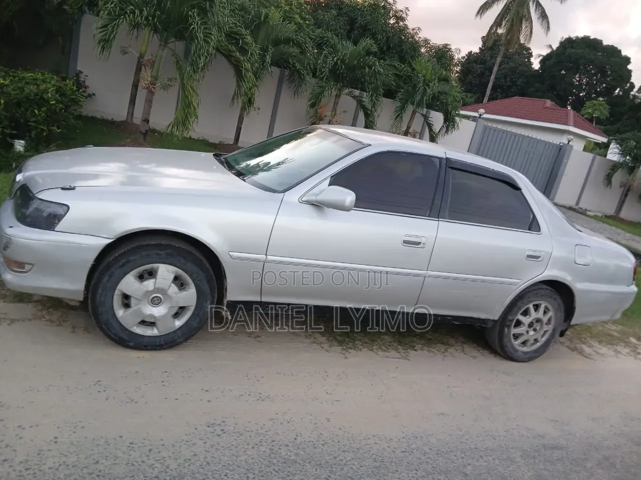 Toyota Cresta 2002 Silver