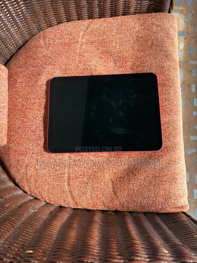 New Apple iPad (2025) 128 GB Pink