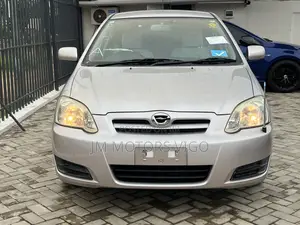 Toyota Corolla RunX 2005 Silver