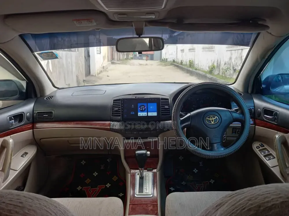 Toyota Premio 2006 Silver