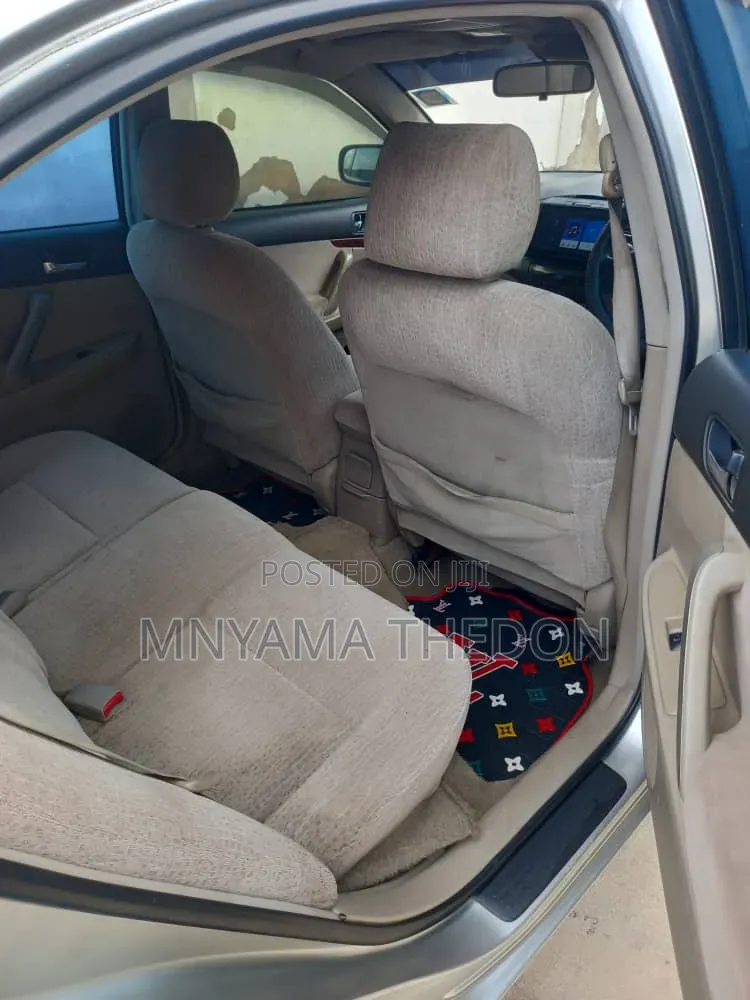 Toyota Premio 2006 Silver