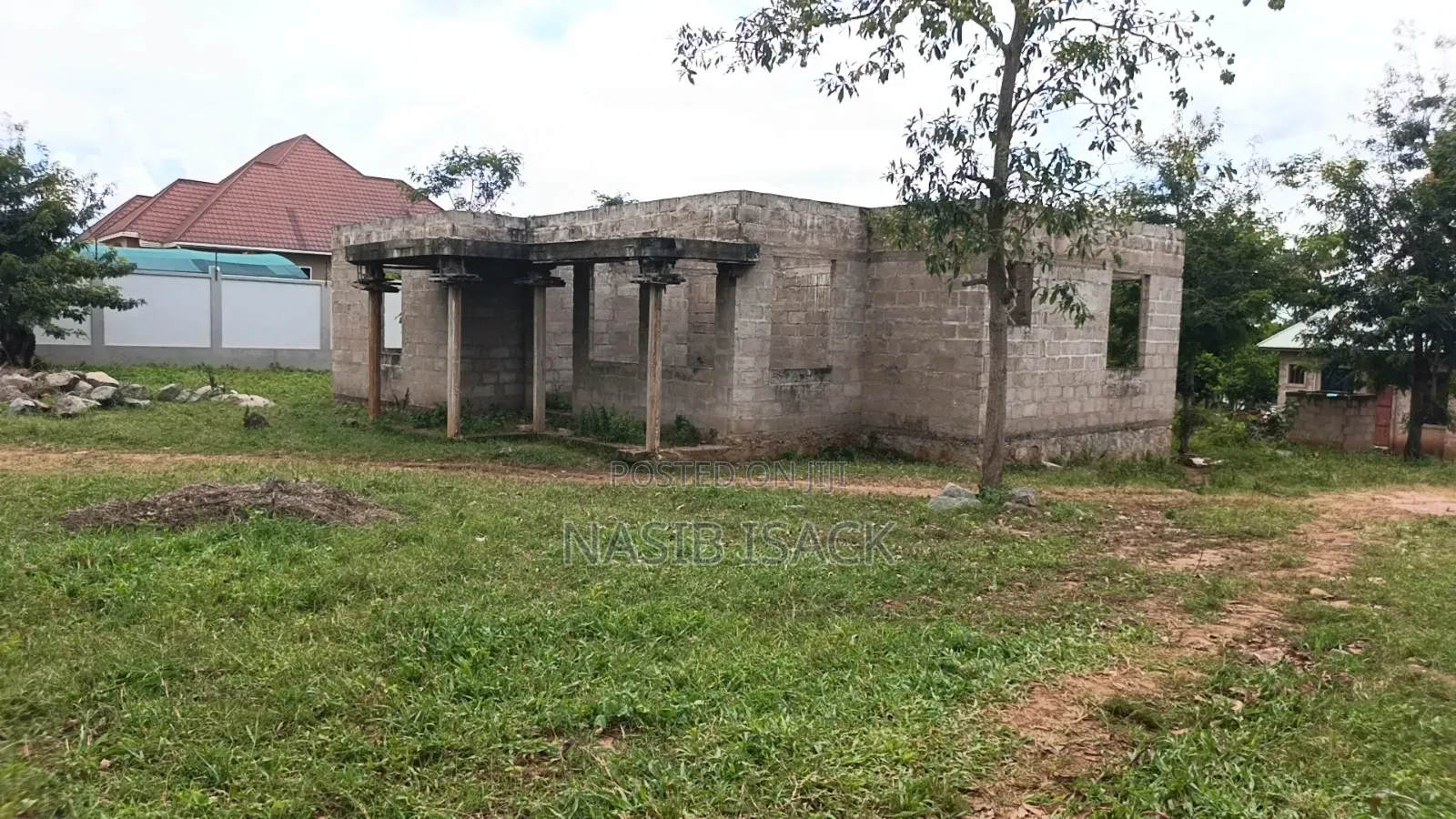 3bdrm House in Mkolani for sale