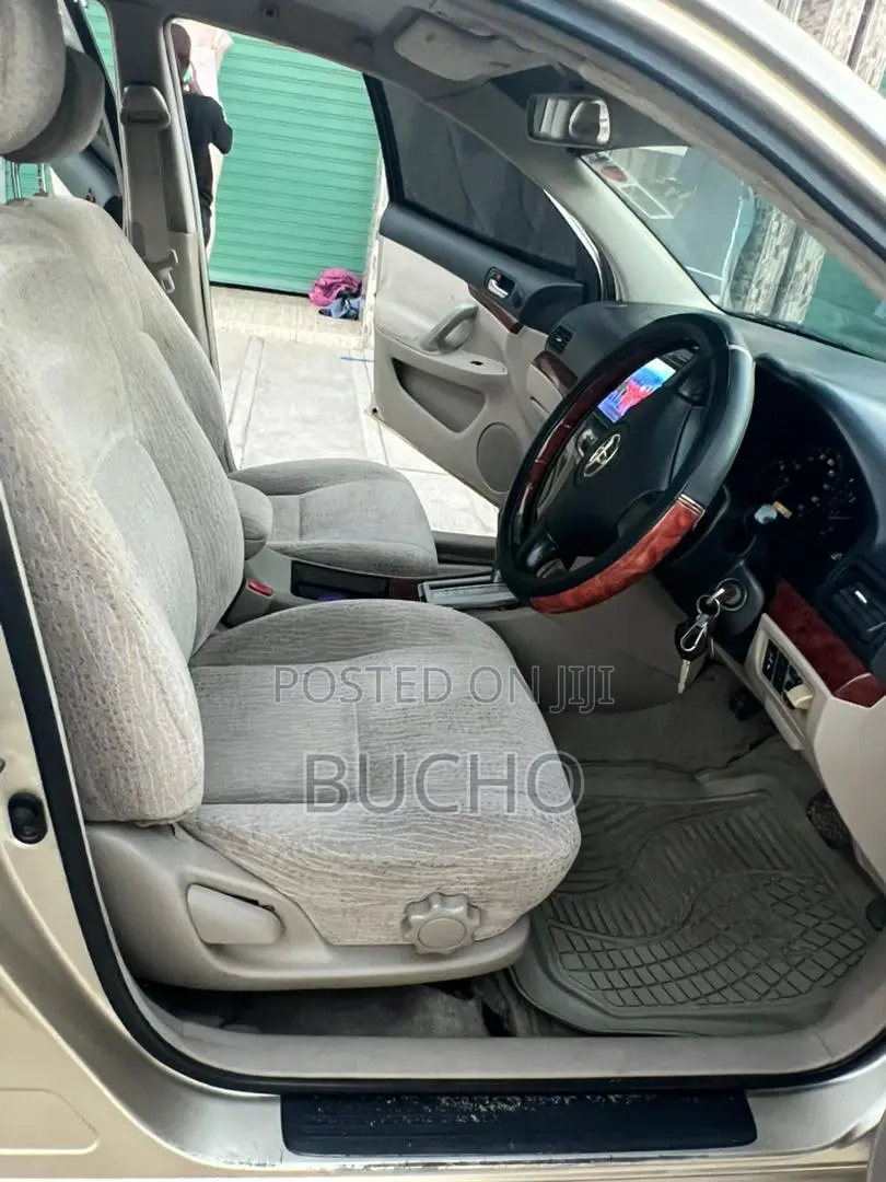 Toyota Premio 2003 Gold