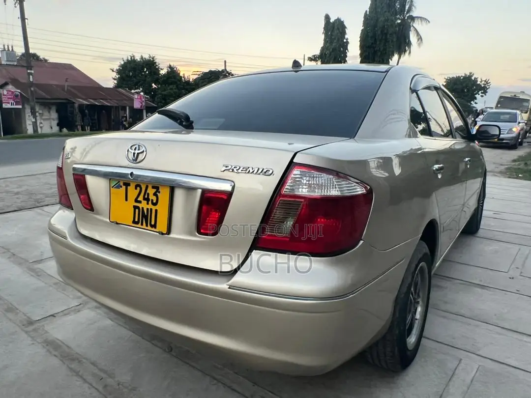 Toyota Premio 2003 Gold