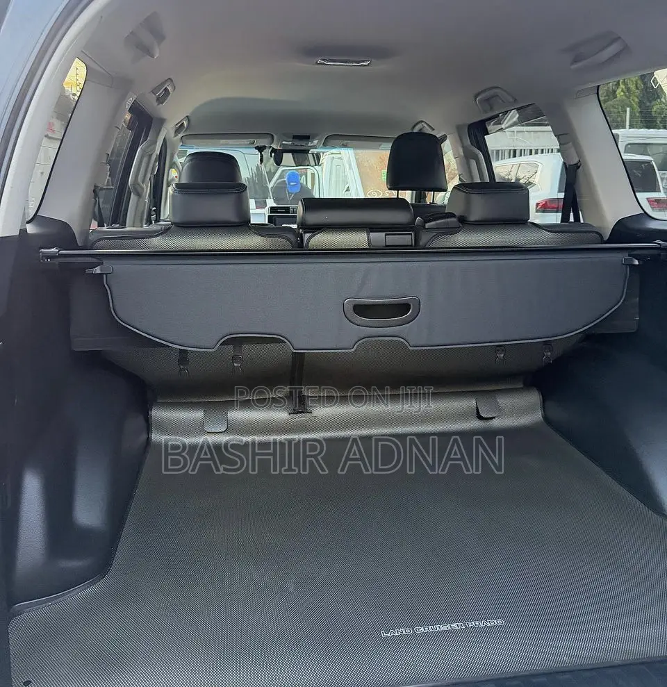 Toyota Land Cruiser Prado 2.8 2021 Matt Black