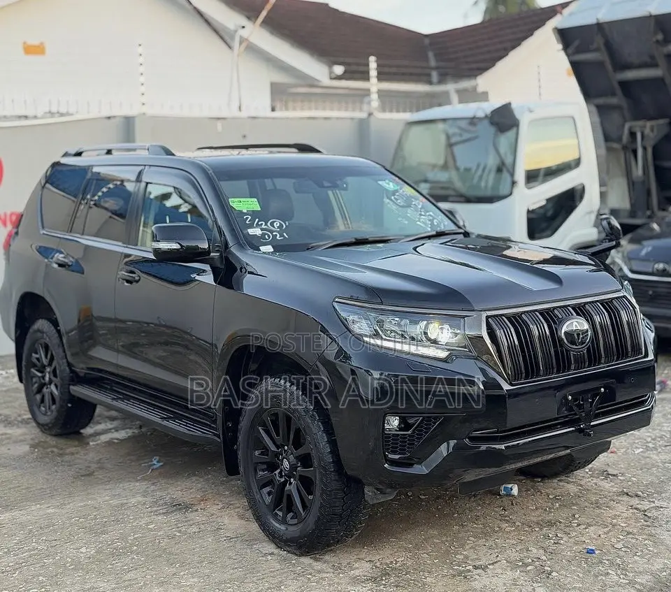 Toyota Land Cruiser Prado 2.8 2021 Matt Black