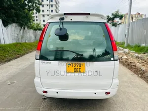 Toyota Noah 2.0 AWD (8 Seater) 2001 White