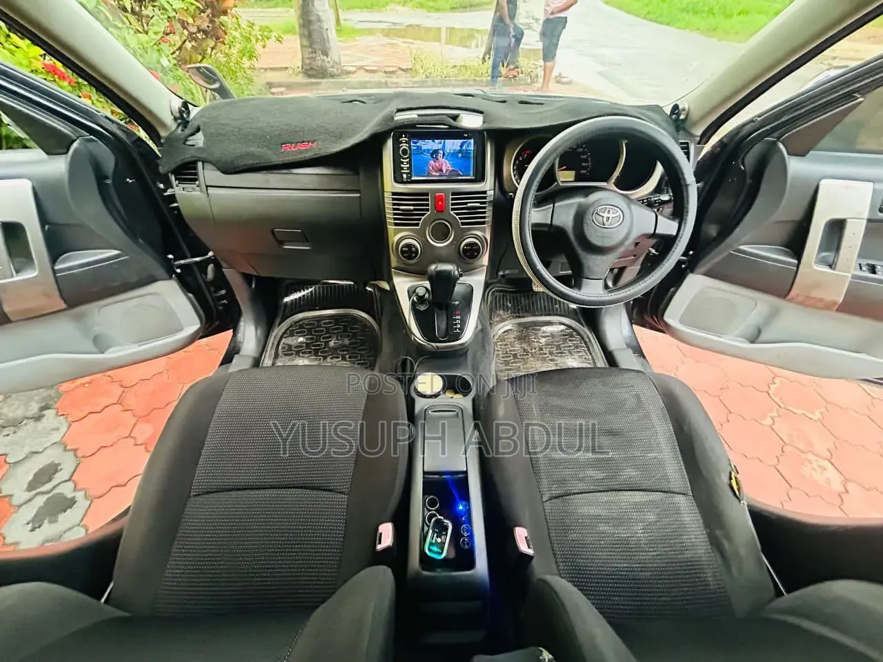 Toyota Rush 1.5 AWD 2006 Black