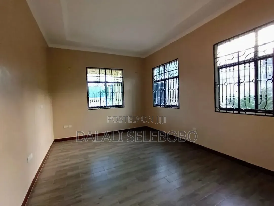 3bdrm Apartment in Kimara Temboni for rent