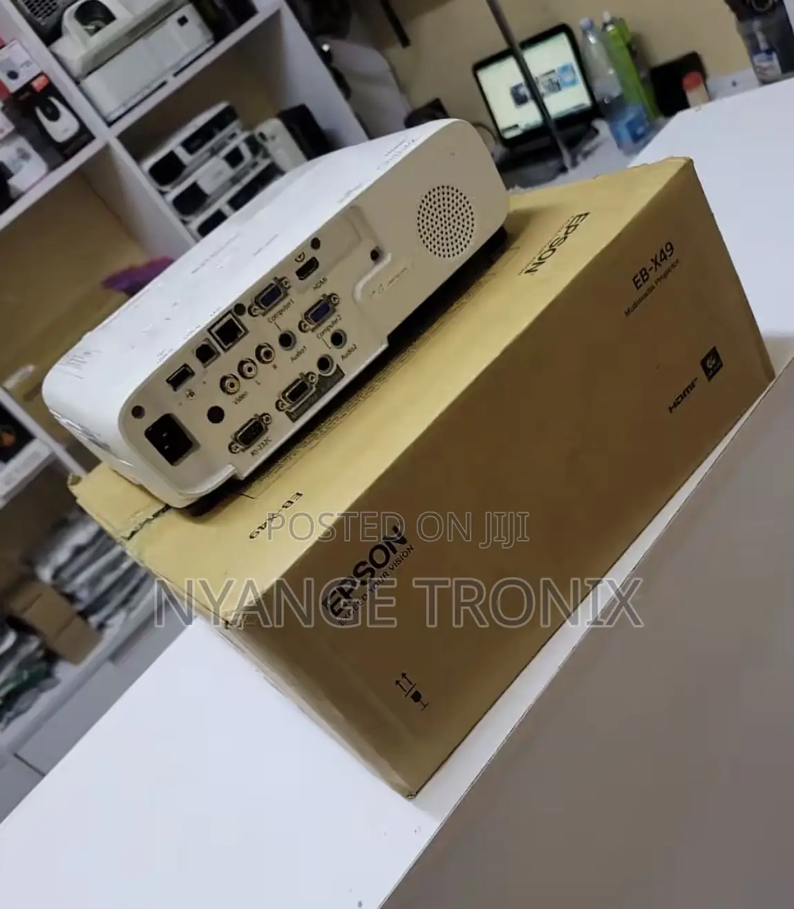 Epson Eb-W53-4000 Lumens