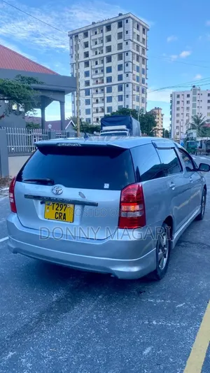 Toyota Wish 2006 Silver