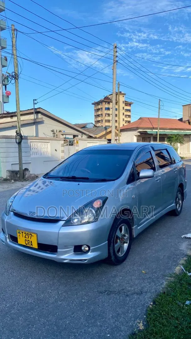 Toyota Wish 2006 Silver