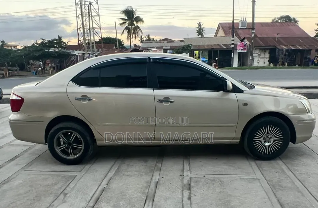 Toyota Premio 2003 Gold